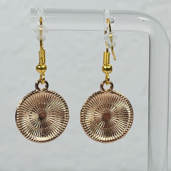 Baseball Earrings - Picture 4 of 8